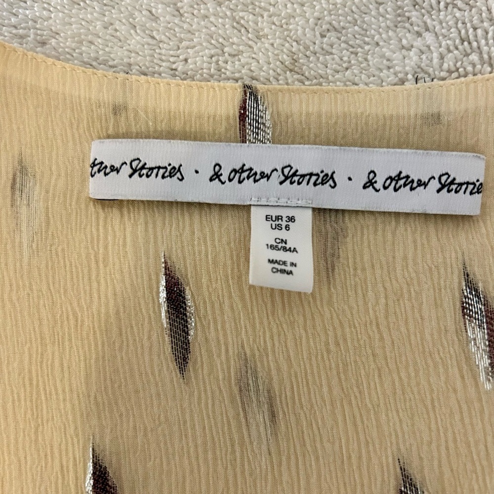 💛🩶”& Other Stories” Sheer Gold Blouse w/Silver Metallic Accents Size XL💛 - Picture 5 of 8